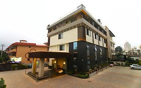 Hotel Vasundhara Palace